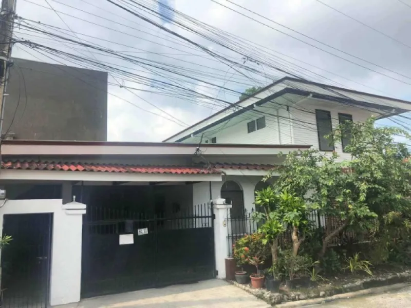 Rush sale House and Lot in Banilad Cebu City