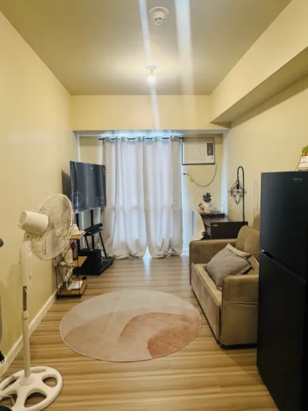 Fully Furnished Studio Unit at Avida Towers Makati Southpoint